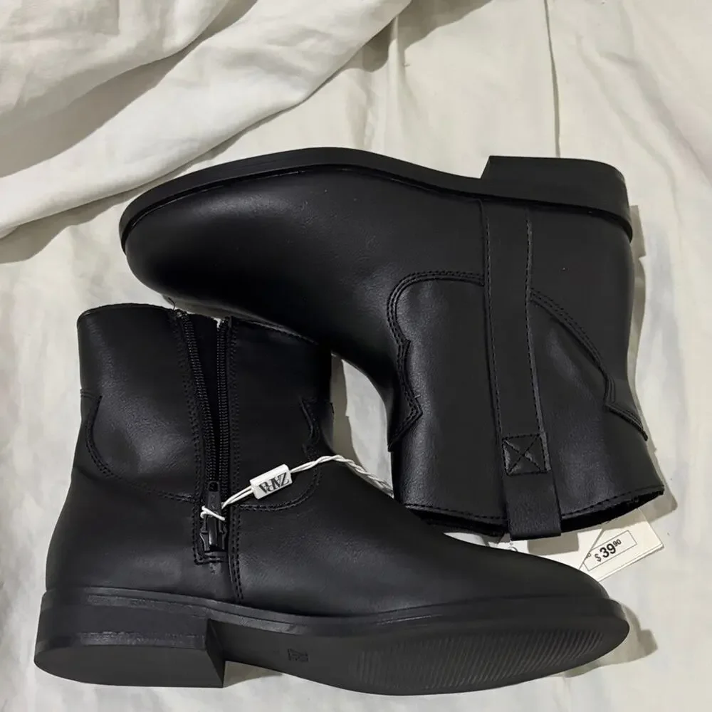 Zara 2.5 Sleek Black Ankle Boots side zip entry nwt and perfect w/rubber soles